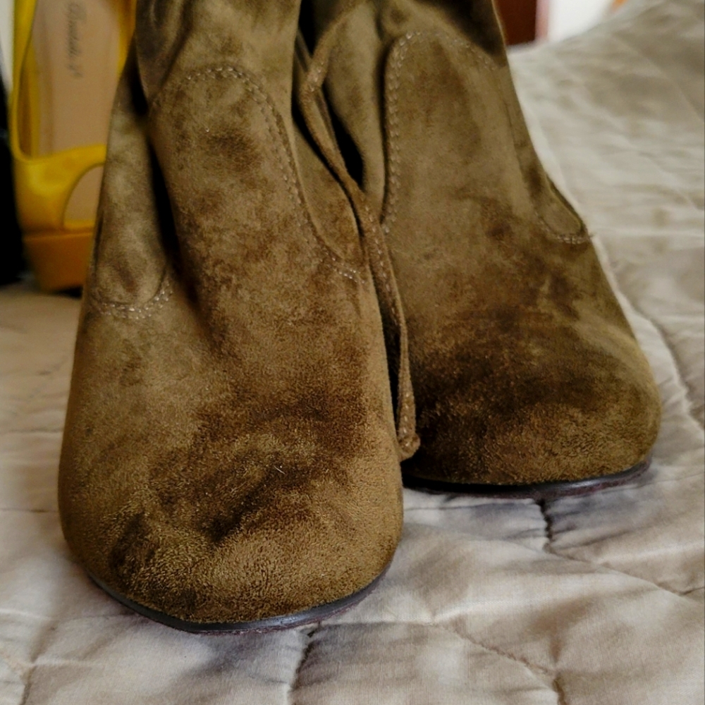 Khaki Green Ankle Heeled Boots
